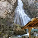 Apartmаn Avram Ll * Kotor Varos